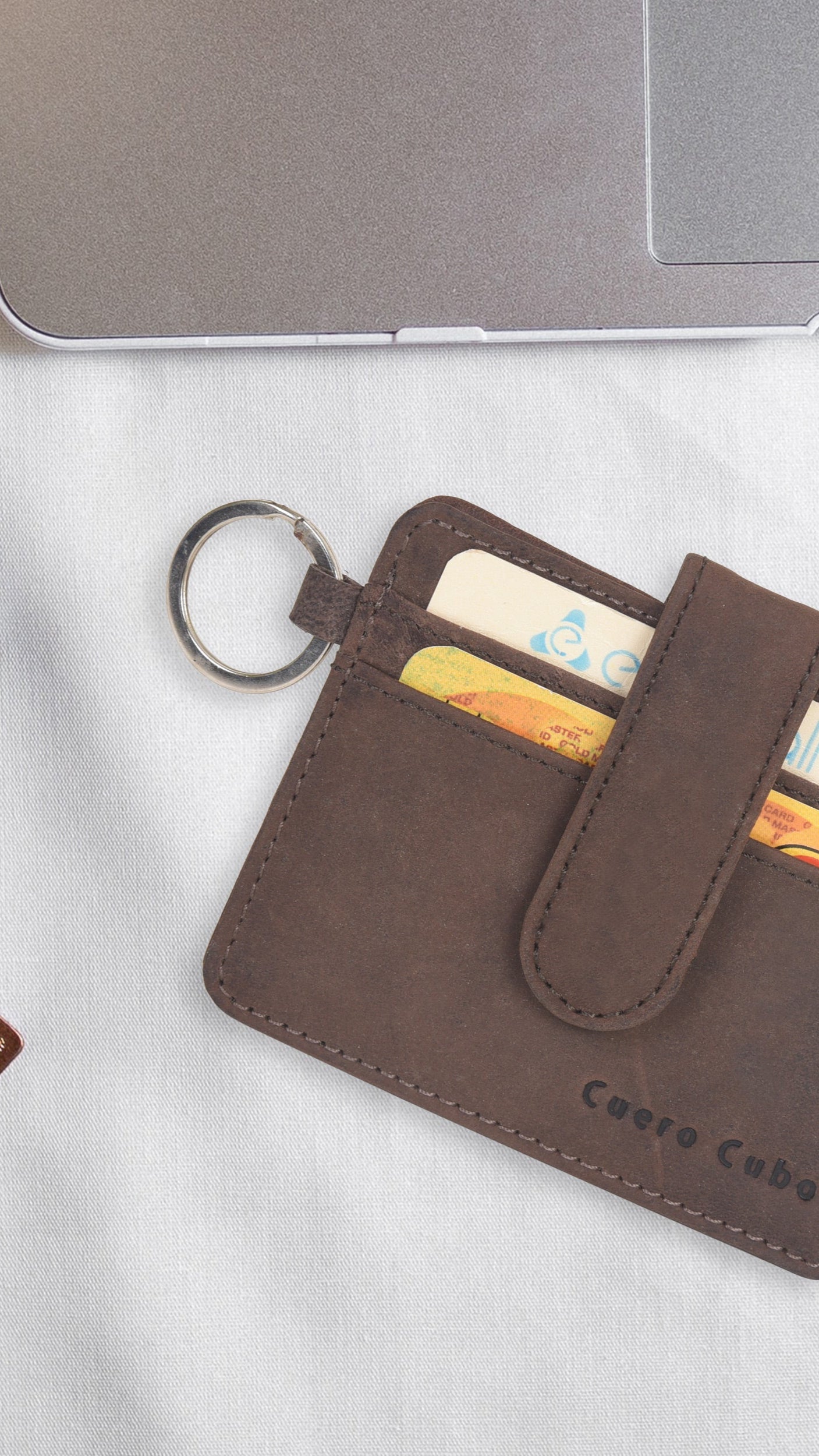 Cuero Cubo Men & Women Formal, Casual,Brown Genuine Leather Money Clip