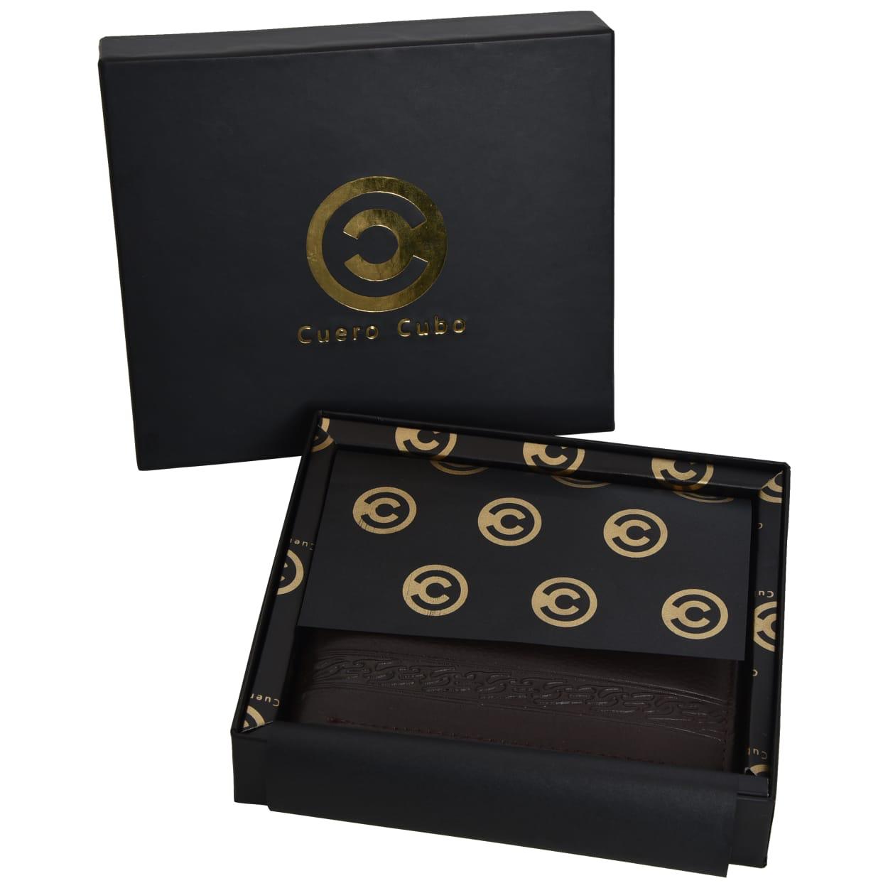 Cuero Cubo Black Leather Wallet: Distinctly Crafted for You